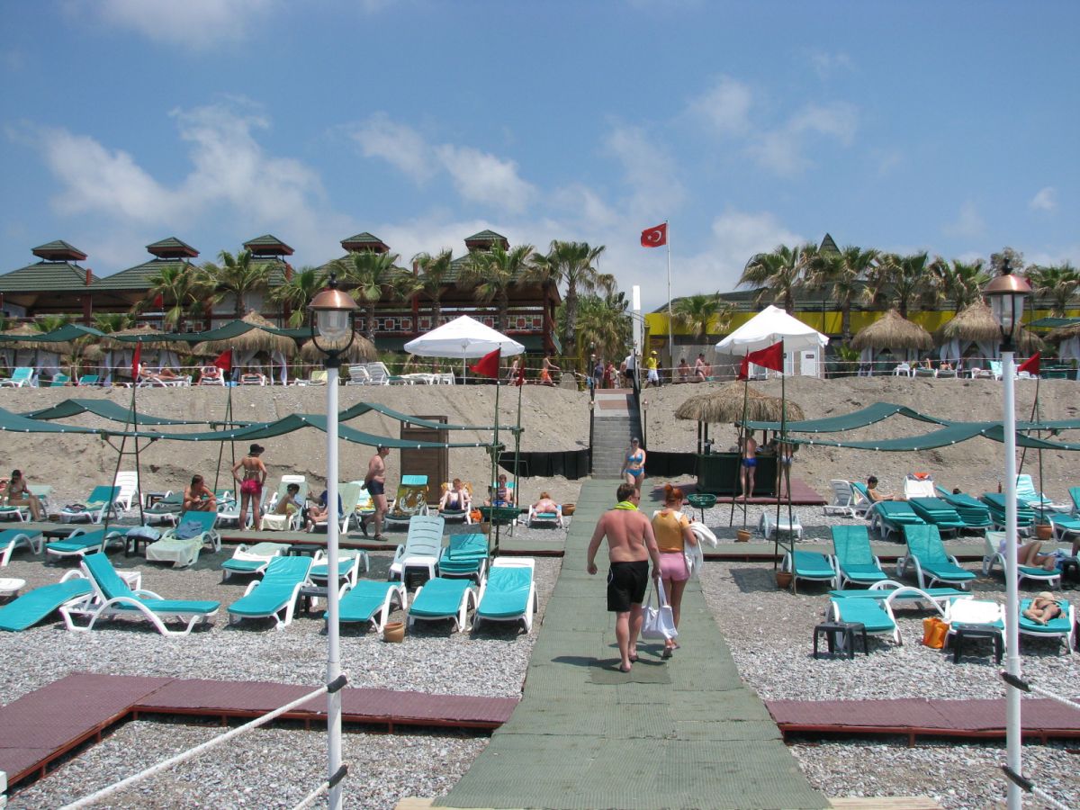 imagini hotel DELPHIN BOTANIK